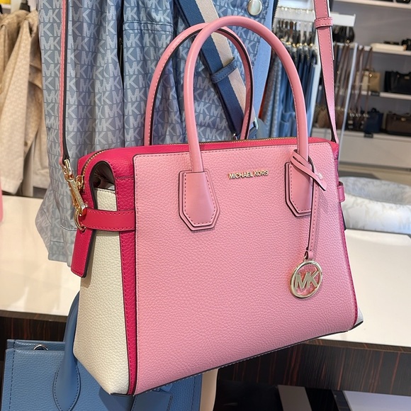 MICHAEL KORS
Mercer Medium Top Zip Color-Block Belted Satchel Crossbody Purse - Picture 2 of 16